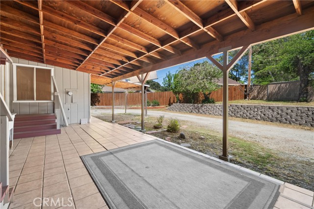 8950 Pueblo Avenue, Atascadero CA: https://media.crmls.org/medias/ca76f238-3044-478c-9186-5be2ddf4fd23.jpg