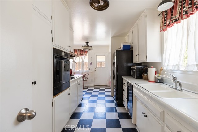Detail Gallery Image 8 of 38 For 7701 Ducor Avenue, West Hills,  CA 91304 - 3 Beds | 2 Baths