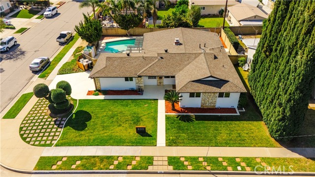 630 Shady Ln, Placentia CA: https://media.crmls.org/medias/ca780043-ed48-40f2-91a1-2549ff79a29d.jpg