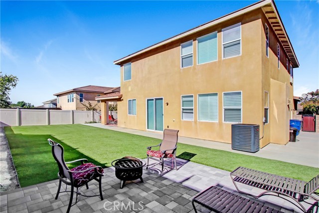 Detail Gallery Image 7 of 8 For 18125 Friendly Ln, Riverside,  CA 92508 - 4 Beds | 3/1 Baths