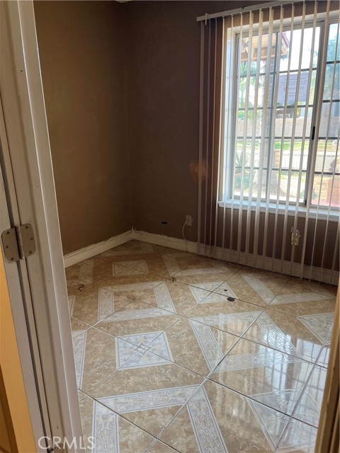 Detail Gallery Image 11 of 21 For 24411 Electra Ct, Moreno Valley,  CA 92551 - 3 Beds | 2/1 Baths