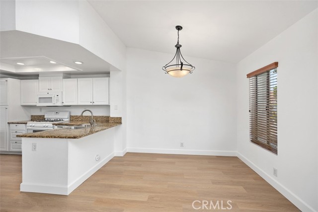 Detail Gallery Image 7 of 30 For 61 Rabano, Rancho Santa Margarita,  CA 92688 - 2 Beds | 2 Baths