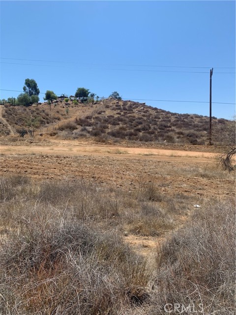 0 El Toro Rd, Lake Elsinore CA: https://media.crmls.org/medias/ca79b9f7-e38d-4ed0-aee5-5f7cf9628781.jpg