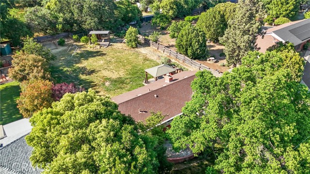 Detail Gallery Image 31 of 39 For 1000 W 11th Ave, Chico,  CA 95926 - 3 Beds | 1 Baths