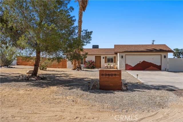 Detail Gallery Image 6 of 57 For 63608 Jadeite St, Joshua Tree,  CA 92252 - 2 Beds | 1 Baths
