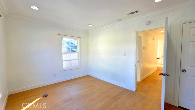 Detail Gallery Image 11 of 18 For 1138 N Park Ave, Pomona,  CA 91768 - 1 Beds | 1 Baths