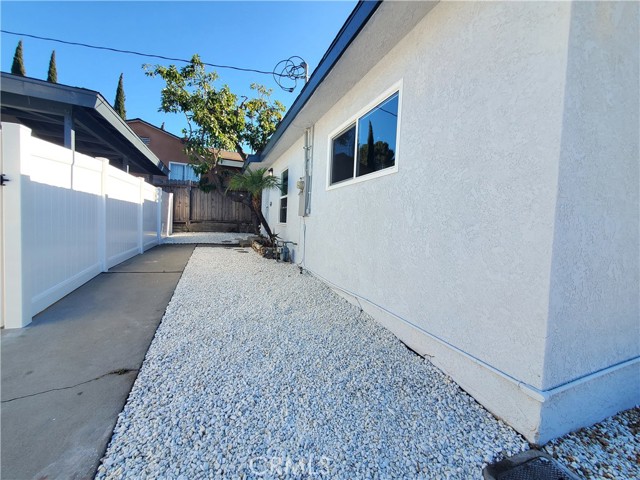 Detail Gallery Image 5 of 21 For 25913 Hillworth Ave, Lomita,  CA 90717 - 2 Beds | 1 Baths