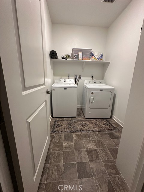 Detail Gallery Image 4 of 16 For 1351 Fiddleleaf, Banning,  CA 92220 - 3 Beds | 2 Baths