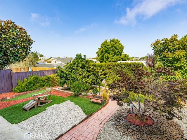 Detail Gallery Image 16 of 18 For 724 Loma Vista St, El Segundo,  CA 90245 - 4 Beds | 3 Baths