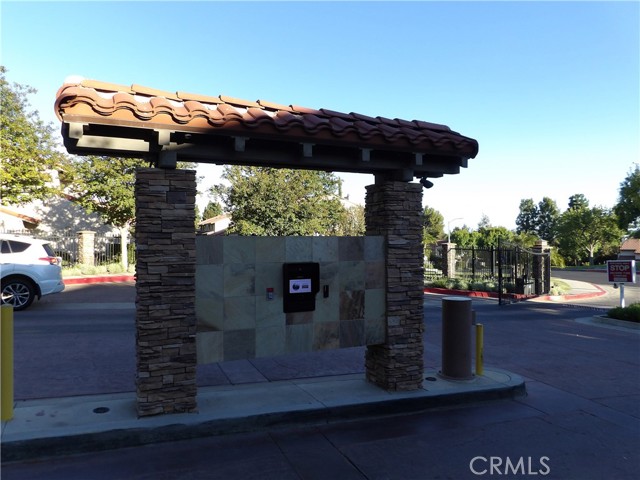 Detail Gallery Image 36 of 37 For 19140 Lahey #4,  Porter Ranch,  CA 91326 - 2 Beds | 2/1 Baths