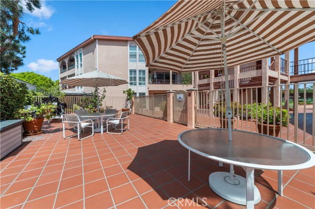 Detail Gallery Image 24 of 25 For 2025 4th St 204a,  Santa Monica,  CA 90405 - 1 Beds | 1 Baths