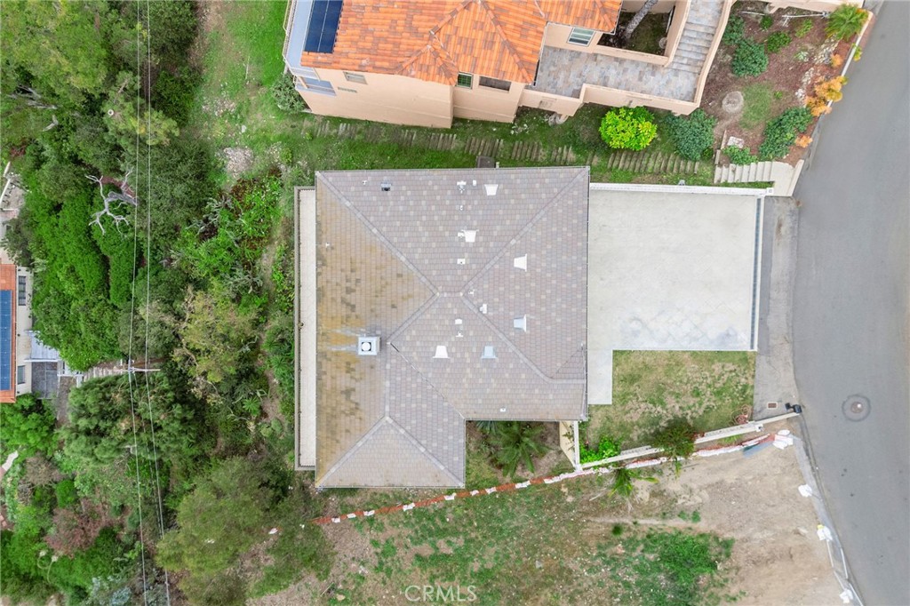 https://media.crmls.org/medias/ca7d3352-7114-4b07-80d7-0ab512734542.jpg?preset=X-Large