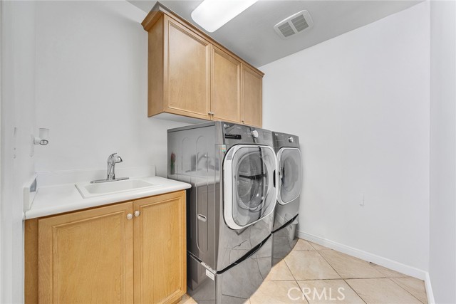 Detail Gallery Image 24 of 38 For 18979 Pelham Way, Yorba Linda,  CA 92886 - 3 Beds | 3/1 Baths