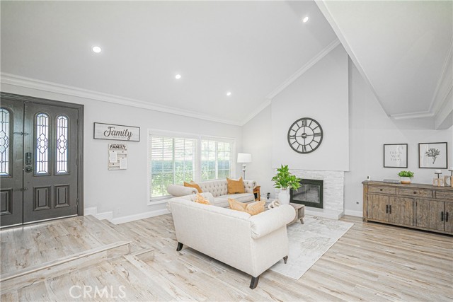 976 Northwood Avenue, Brea CA: https://media.crmls.org/medias/ca7dfb6c-c1a5-4a4e-b8eb-3db7c4319d3d.jpg