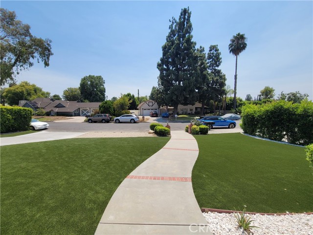 18001 Osborne Street, Sherwood Forest CA: https://media.crmls.org/medias/ca7e1bb4-7ab7-4d91-9dec-4db6f2416a6e.jpg