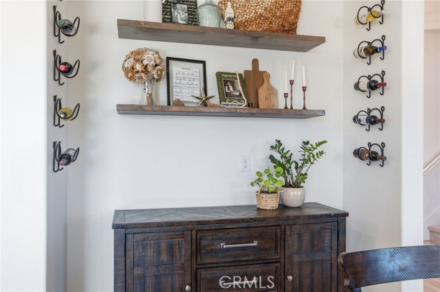 Detail Gallery Image 13 of 59 For 588 Overstone Ave, Madera,  CA 93636 - 5 Beds | 2/1 Baths