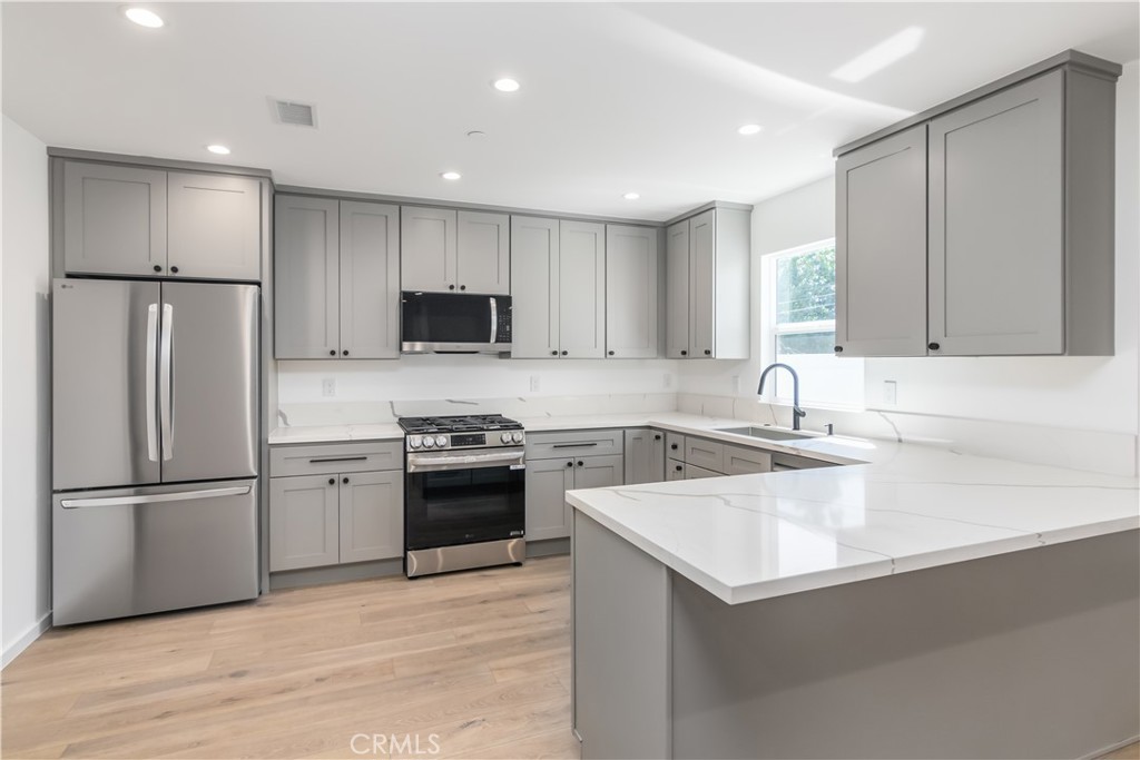 MLS #SR25254532 image #9