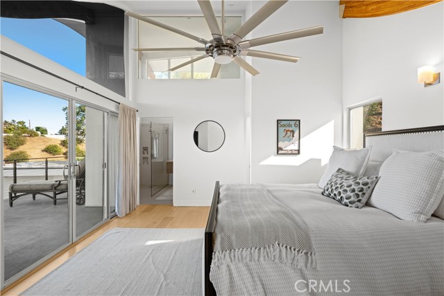 3631 Sunswept Drive, Studio City CA: https://media.crmls.org/medias/ca80b612-9492-4e35-b455-20c773639314.jpg