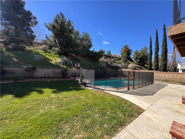 Detail Gallery Image 39 of 44 For 4546 Grandview Dr, Palmdale,  CA 93551 - 3 Beds | 3 Baths