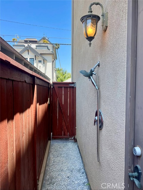 Detail Gallery Image 42 of 46 For 513 Pecan Ave, Huntington Beach,  CA 92648 - 3 Beds | 3/1 Baths