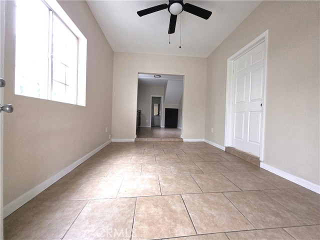 123 E Gage Avenue, Los Angeles CA: https://media.crmls.org/medias/ca833fdb-a0cb-471f-bf13-4ce7cdea78b5.jpg