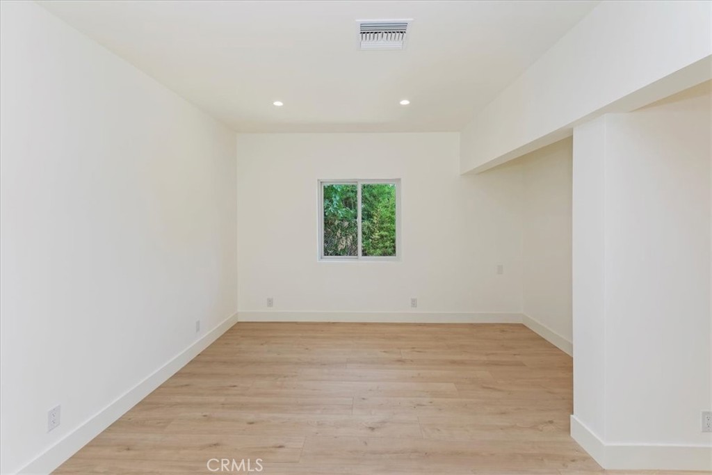 MLS #PW25177648 img 44