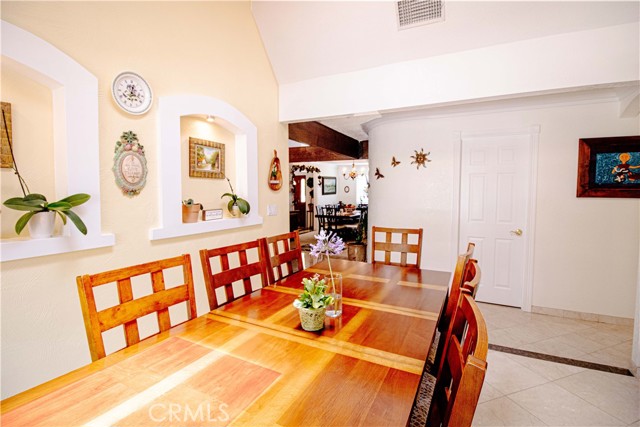 2509 Euclid E, Upland CA: https://media.crmls.org/medias/ca8388b0-f573-48ba-b3a2-9eb4466ff5fe.jpg