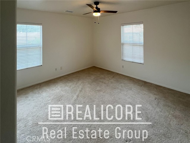 Detail Gallery Image 16 of 37 For 15806 Rock Point Ln, Fontana,  CA 92336 - 4 Beds | 2/1 Baths