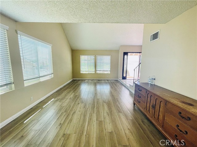 Detail Gallery Image 3 of 16 For 620 Lone Eagle Rd, Walnut,  CA 91789 - 4 Beds | 3 Baths