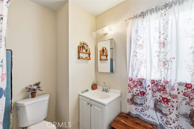 Detail Gallery Image 25 of 26 For 920 S Willowbrook, Compton,  CA 90220 - – Beds | – Baths