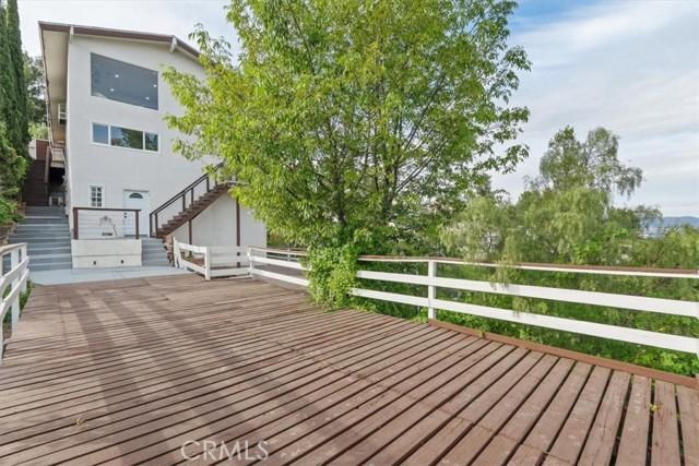 Detail Gallery Image 40 of 61 For 5160 Medina Rd, Woodland Hills,  CA 91364 - 3 Beds | 2/1 Baths