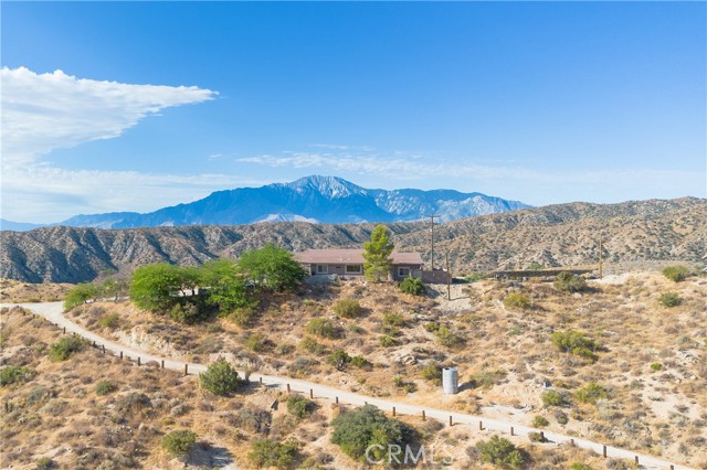 Detail Gallery Image 3 of 38 For 48823 Tamarisk Dr, Morongo Valley,  CA 92256 - 2 Beds | 2 Baths