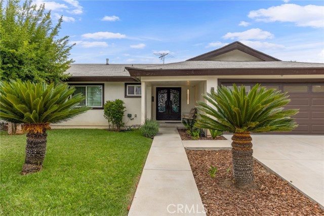 Detail Gallery Image 3 of 30 For 7844 Allott Ave, Panorama City,  CA 91402 - 3 Beds | 2 Baths