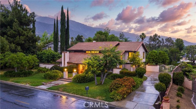 Front Image Thumbnail for CRCV26082478