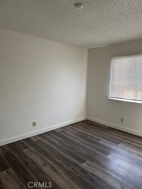 Detail Gallery Image 7 of 12 For 14952 Ritter, Victorville,  CA 92394 - – Beds | – Baths