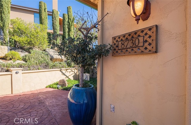 Detail Gallery Image 4 of 63 For 8730 Bluff Ct, Bradley,  CA 93426 - 5 Beds | 5/1 Baths