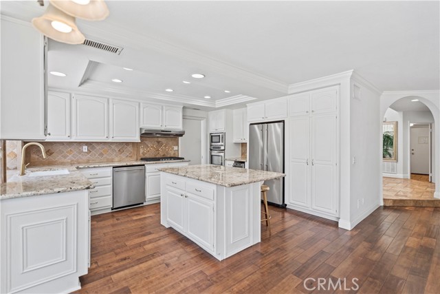 29212 Dean Street, Laguna Niguel CA: https://media.crmls.org/medias/ca881301-ee7d-4c0b-8597-019d7b0e130b.jpg