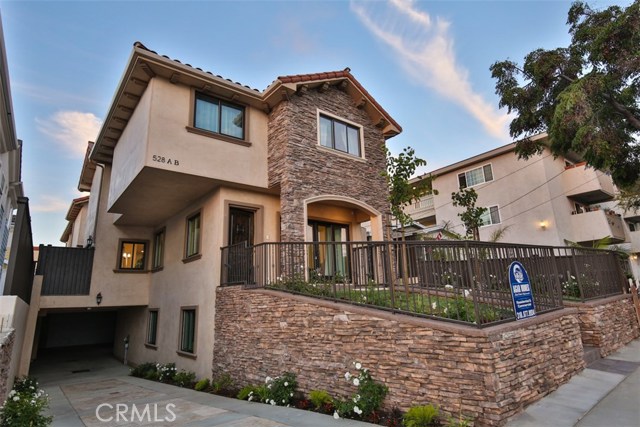 528 Francisca Avenue, Redondo Beach, California 90277, 4 Bedrooms Bedrooms, ,4 BathroomsBathrooms,Residential,Sold,Francisca,PV17030817