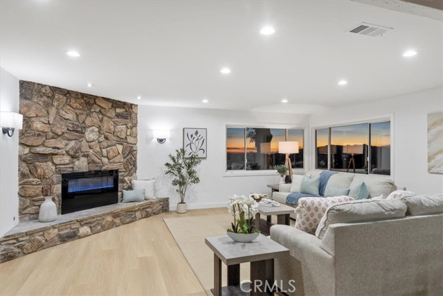 Detail Gallery Image 2 of 60 For 5338 Waldo, Los Angeles,  CA 90041 - 3 Beds | 2 Baths