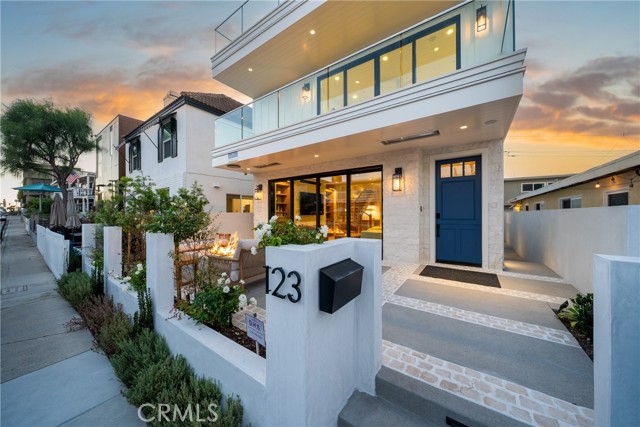 Front Image Thumbnail for CRNP26099968