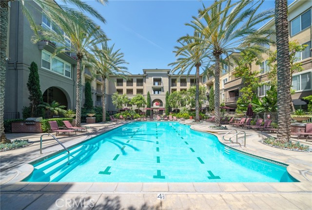 1801 E Katella Avenue, Anaheim CA: https://media.crmls.org/medias/ca8a9b3d-4f27-495b-b0f6-5de0f9cf1dad.jpg