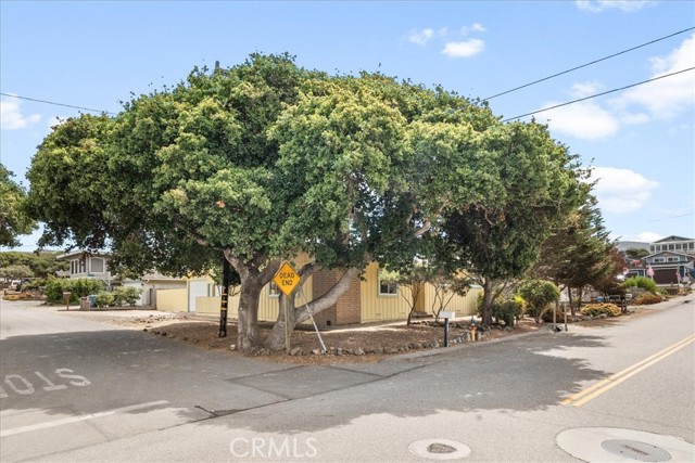 Detail Gallery Image 4 of 40 For 1910 Pine Ave, Los Osos,  CA 93402 - 3 Beds | 2 Baths