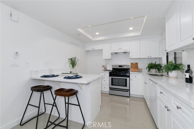 1327 Solera Lane, Diamond Bar CA: https://media.crmls.org/medias/ca8bfad4-9a93-4c2e-b36b-267ff2ddfd63.jpg