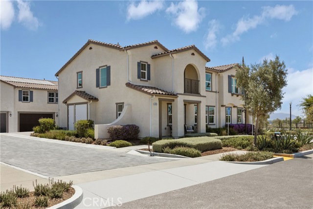 4295 S Hermosa Paseo, Ontario CA: https://media.crmls.org/medias/ca8c3fd5-8d31-4a21-b6de-04248e1f1cd6.jpg
