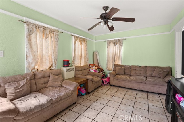 Detail Gallery Image 26 of 43 For 928 S Breed St, Los Angeles,  CA 90023 - – Beds | – Baths