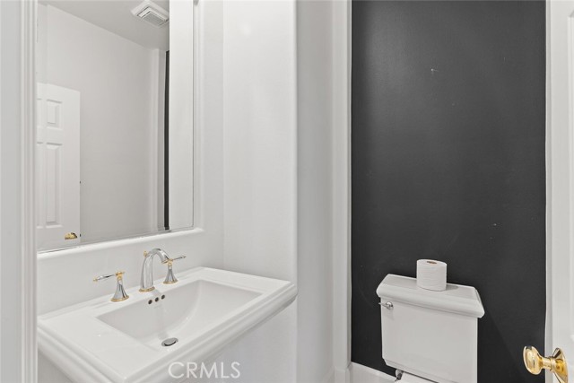 Detail Gallery Image 32 of 57 For 11823 Willard Ave, Tustin,  CA 92782 - 4 Beds | 3/1 Baths