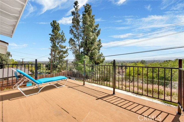 Detail Gallery Image 14 of 24 For 11823 Wish Ave, Granada Hills,  CA 91344 - 4 Beds | 2 Baths