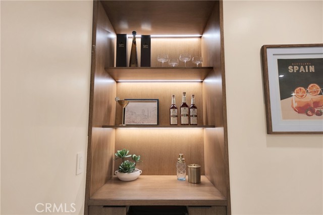 Detail Gallery Image 9 of 60 For 10509 Dempsey Ave, Granada Hills,  CA 91344 - 4 Beds | 3/1 Baths