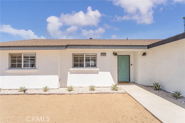 Detail Gallery Image 3 of 31 For 61880 Valley View Cir, Joshua Tree,  CA 92252 - 3 Beds | 2 Baths