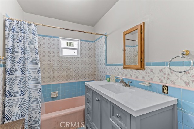 1357 Amalia Avenue, Los Angeles CA: https://media.crmls.org/medias/ca91a0fa-fdad-4ba9-a156-df63bf8c8d39.jpg